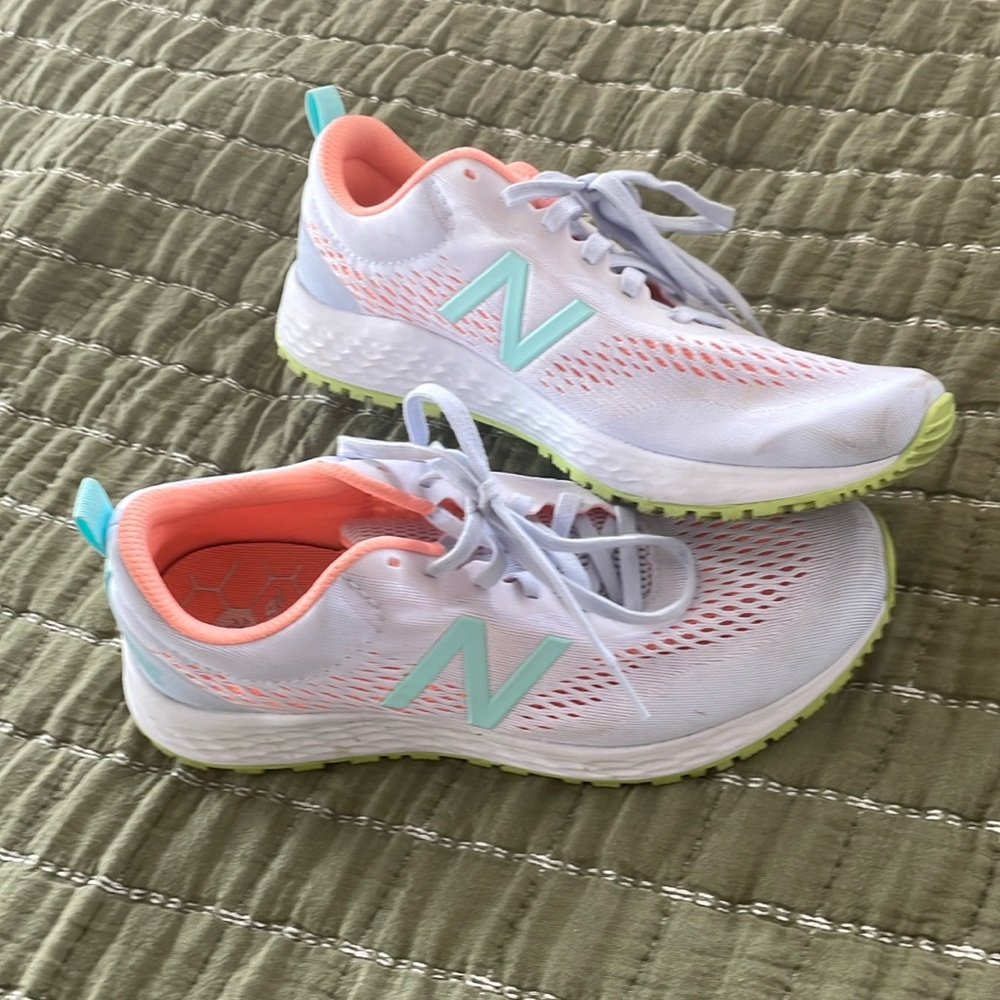New Balance non-slip fresh foam sneakers
